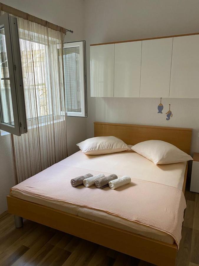Apartmani Znaor Baška Voda Exterior foto