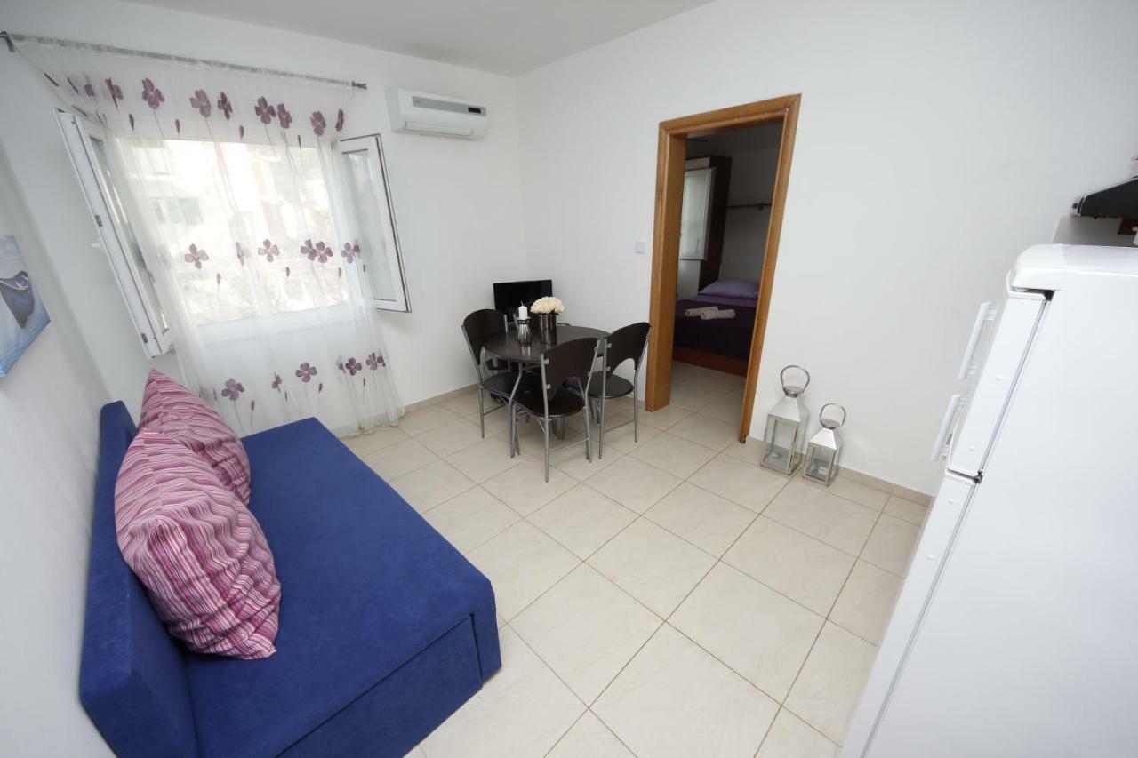 Apartmani Znaor Baška Voda Exterior foto